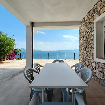 Casa de Férias Solar Powered House With Sea View Six Nine Eight Seven Zero56781