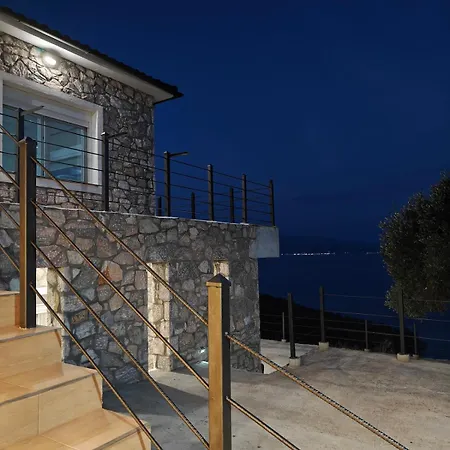 Casa de Férias Solar Powered House With Sea View Six Nine Eight Seven Zero56781 Glífa